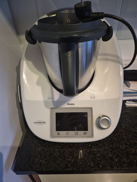 Bimby com acessórios como nova