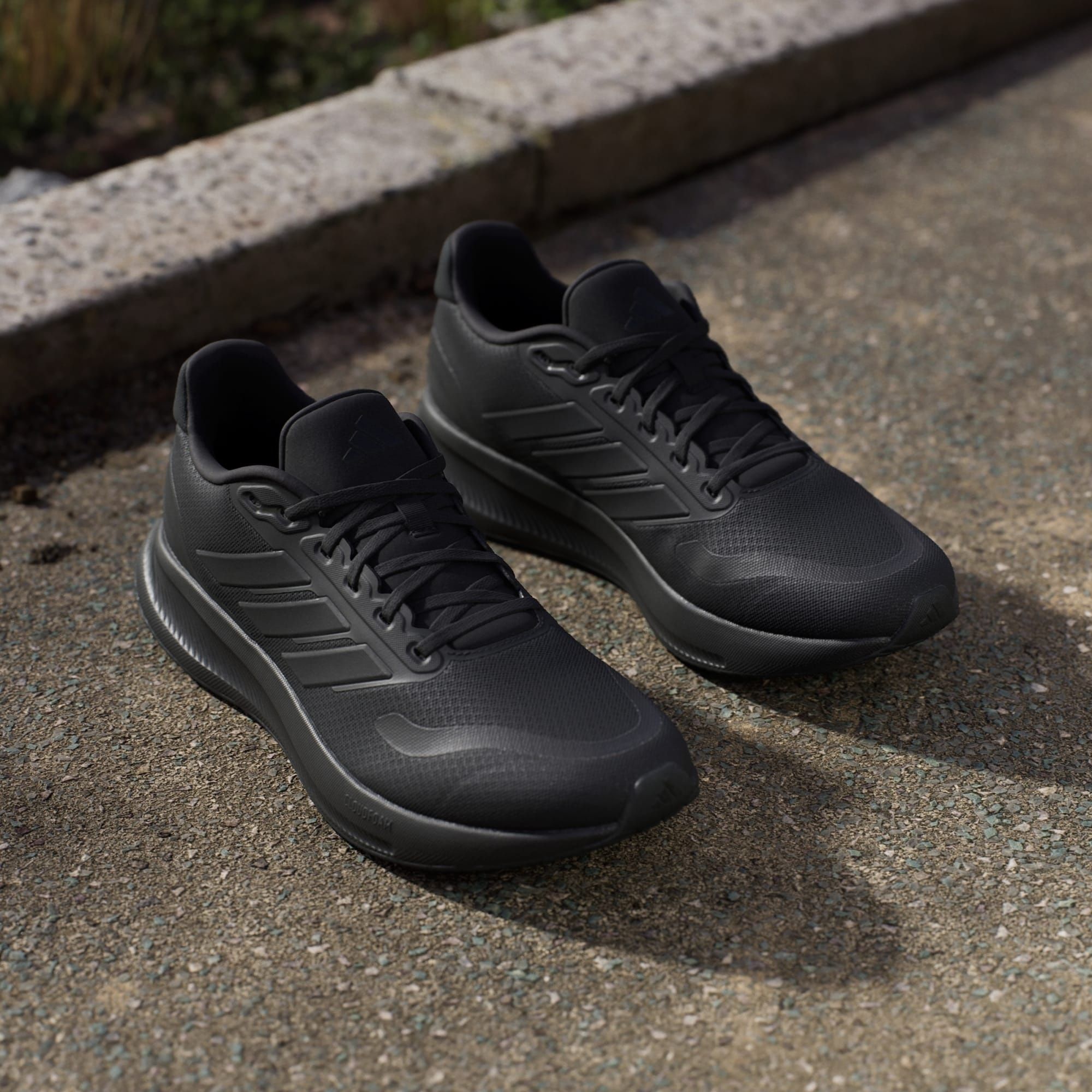 Оригінал Adidas Runfalcon 5 IE8812 кросівки ,кросовки