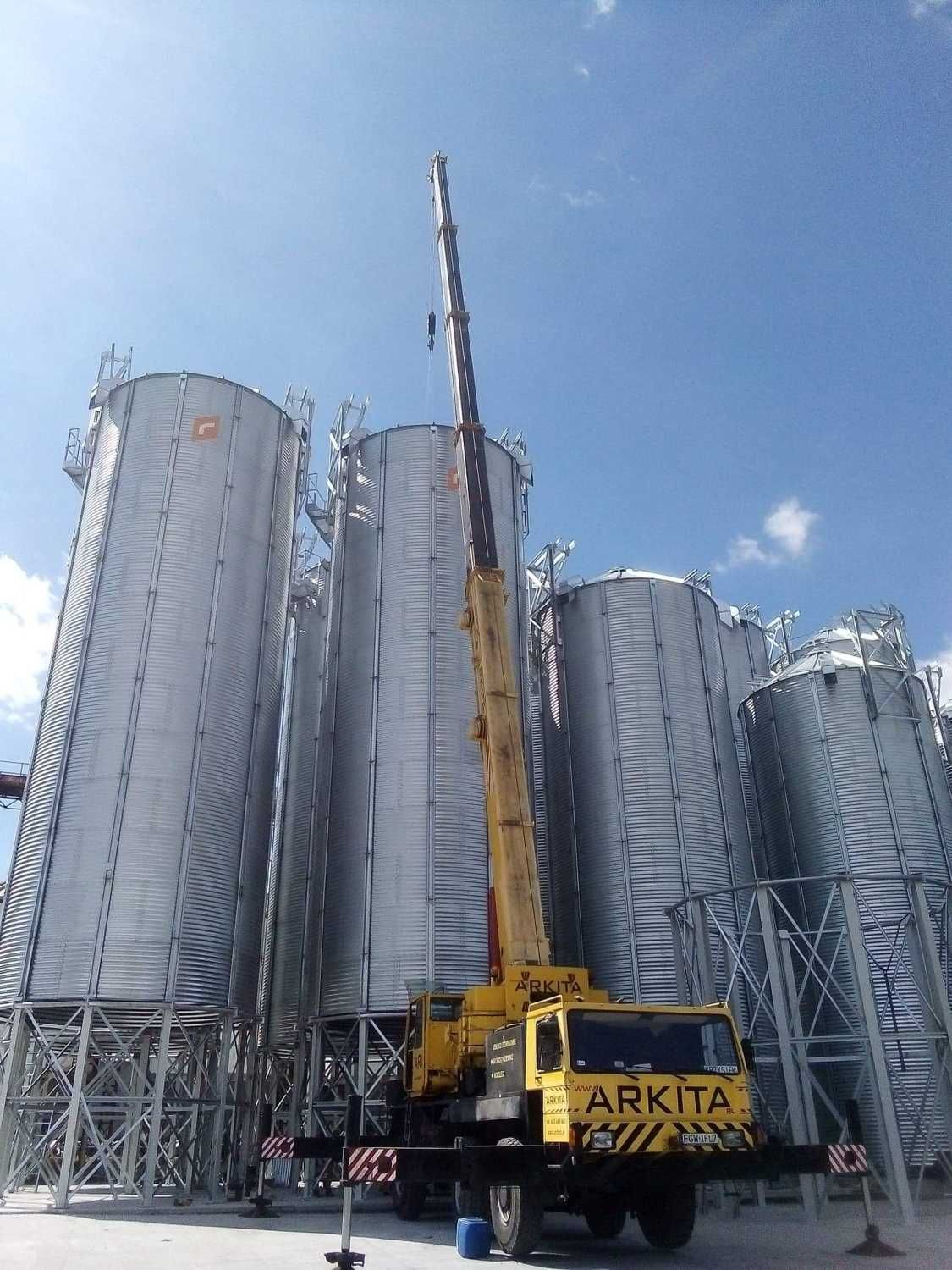 Dzwig Liebherr LTM1050