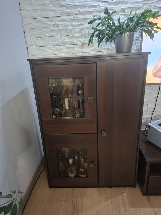 Sprzedam zestaw mebli do salonu