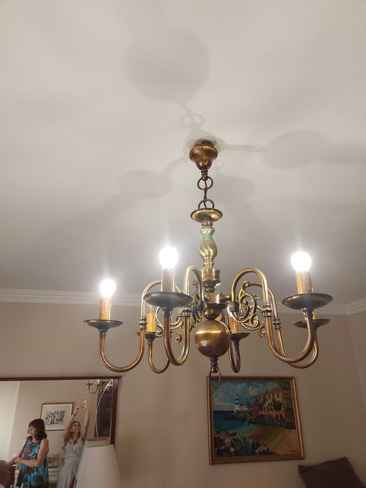 Candeeiro com 6 lâmpadas