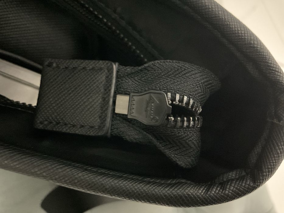 сумочка Prada нейлон