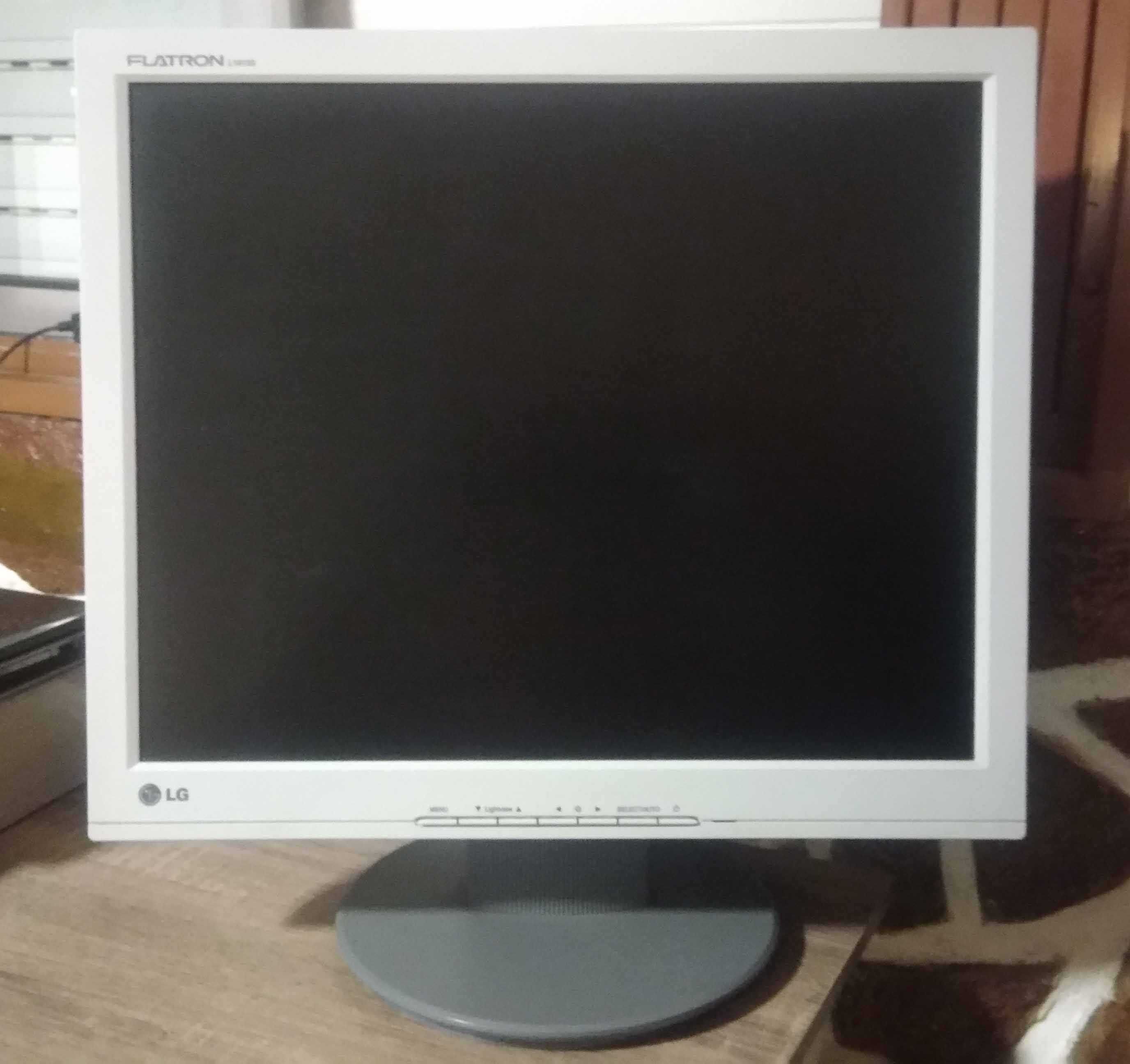 Monitor LG Flatron TFT 19"