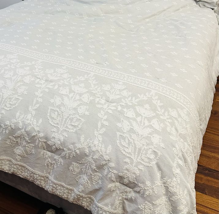 Покрывало ,плед ,одеяло (синтепон)