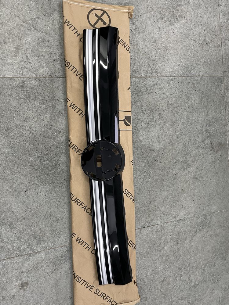 Решітка  Кріплення Caddy 2k7 2021- Каді розборка