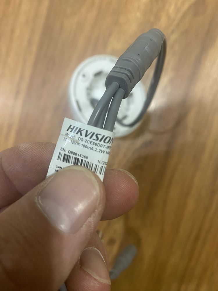 видеокамера DS-2CE56D0T-IRMF