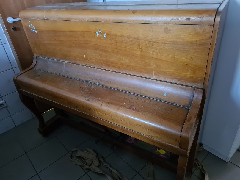 Pianino Calisia używane Częstochowa Gra Tanio