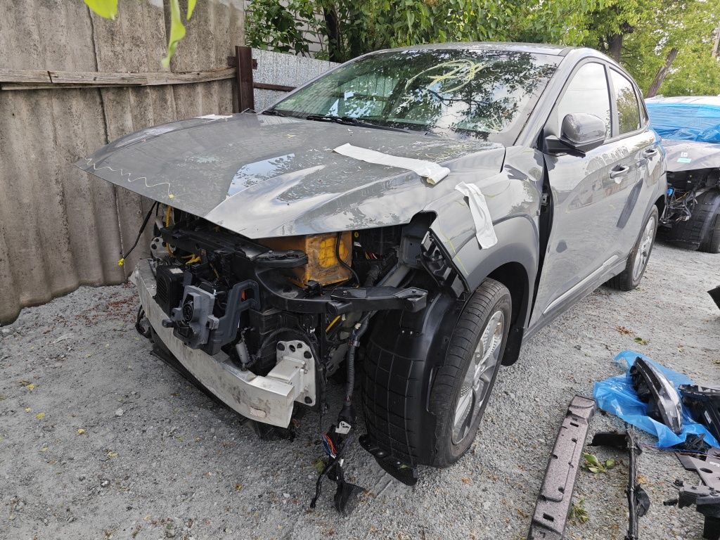 Hyundai Kona EV limited 2019 64kWh 31000 миль из США