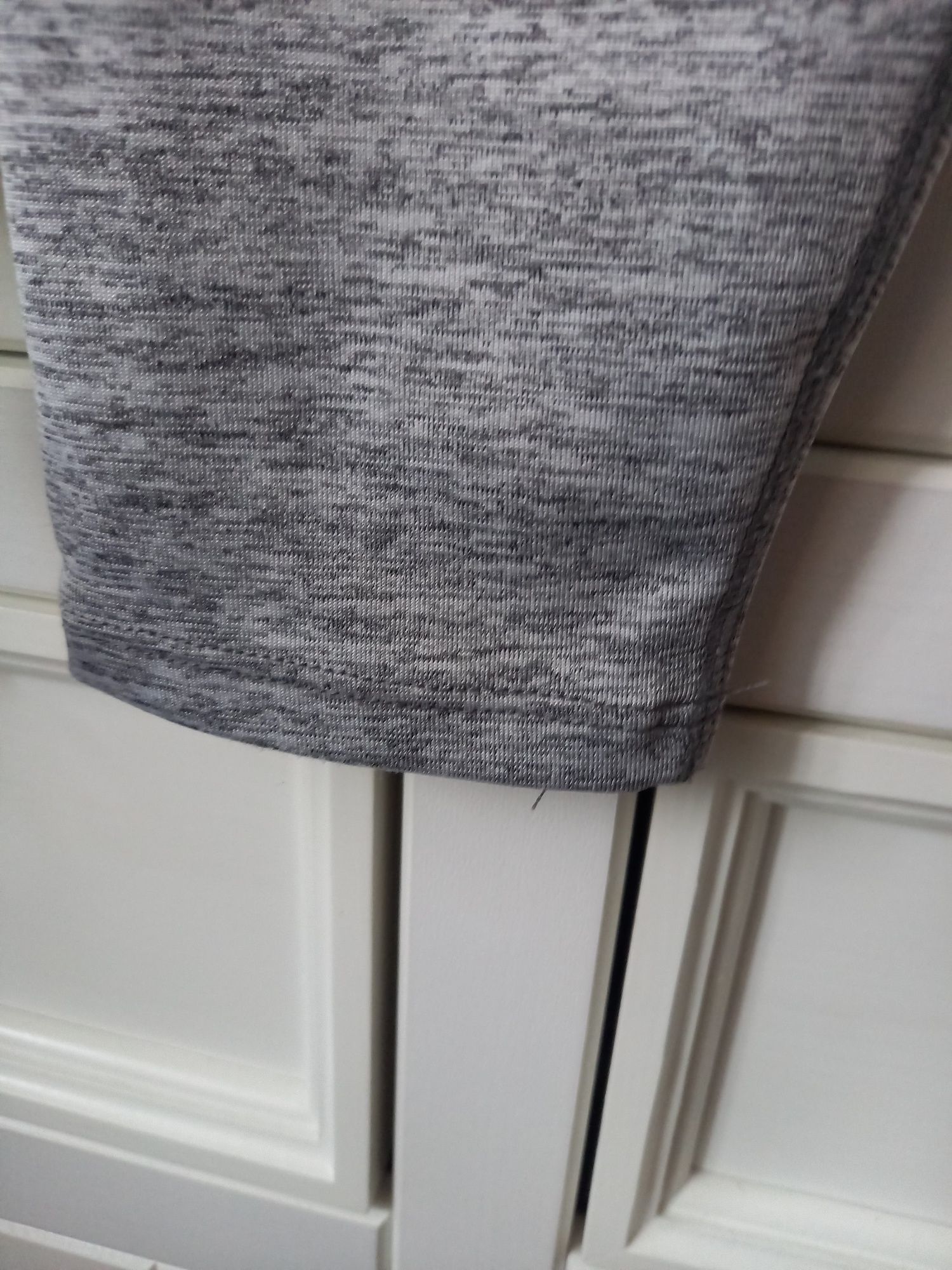 Szare damskie legginsy S Bershka