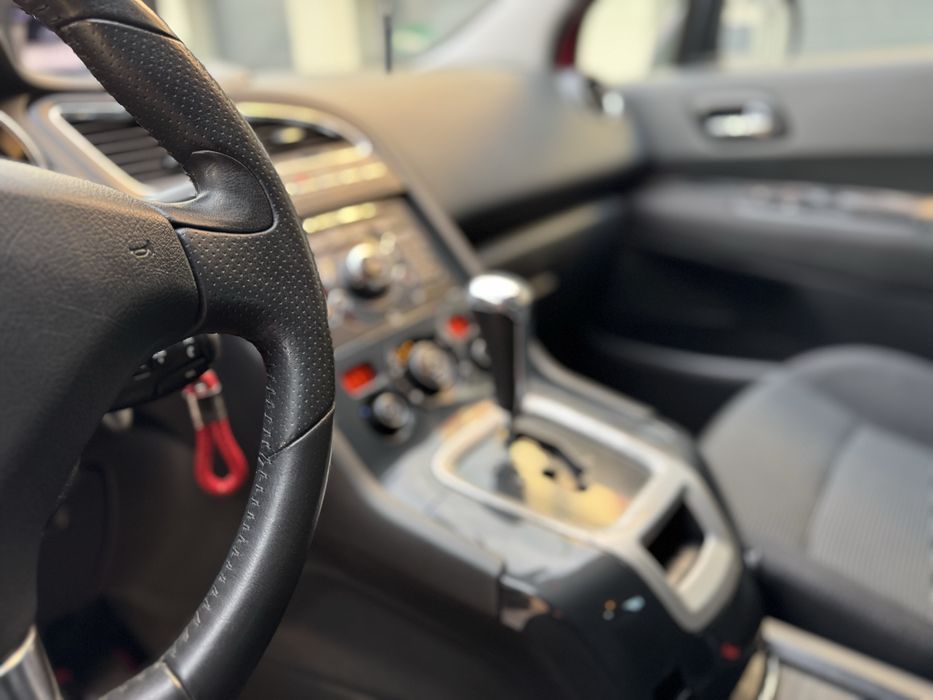 Peugeot 5008 2.0 HDI avtomat AISIN