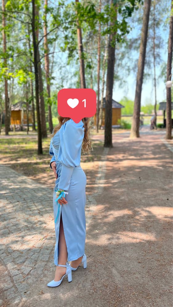 Сукня. Святкова сукня. Плаття. Вечірня сукня. Блакитна сукня. Платье.