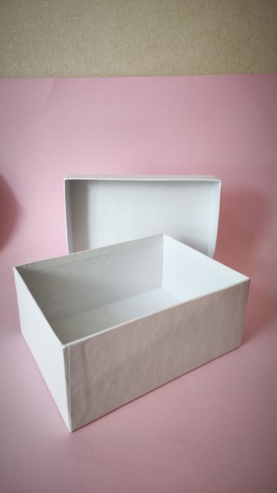 Коробка подарункова