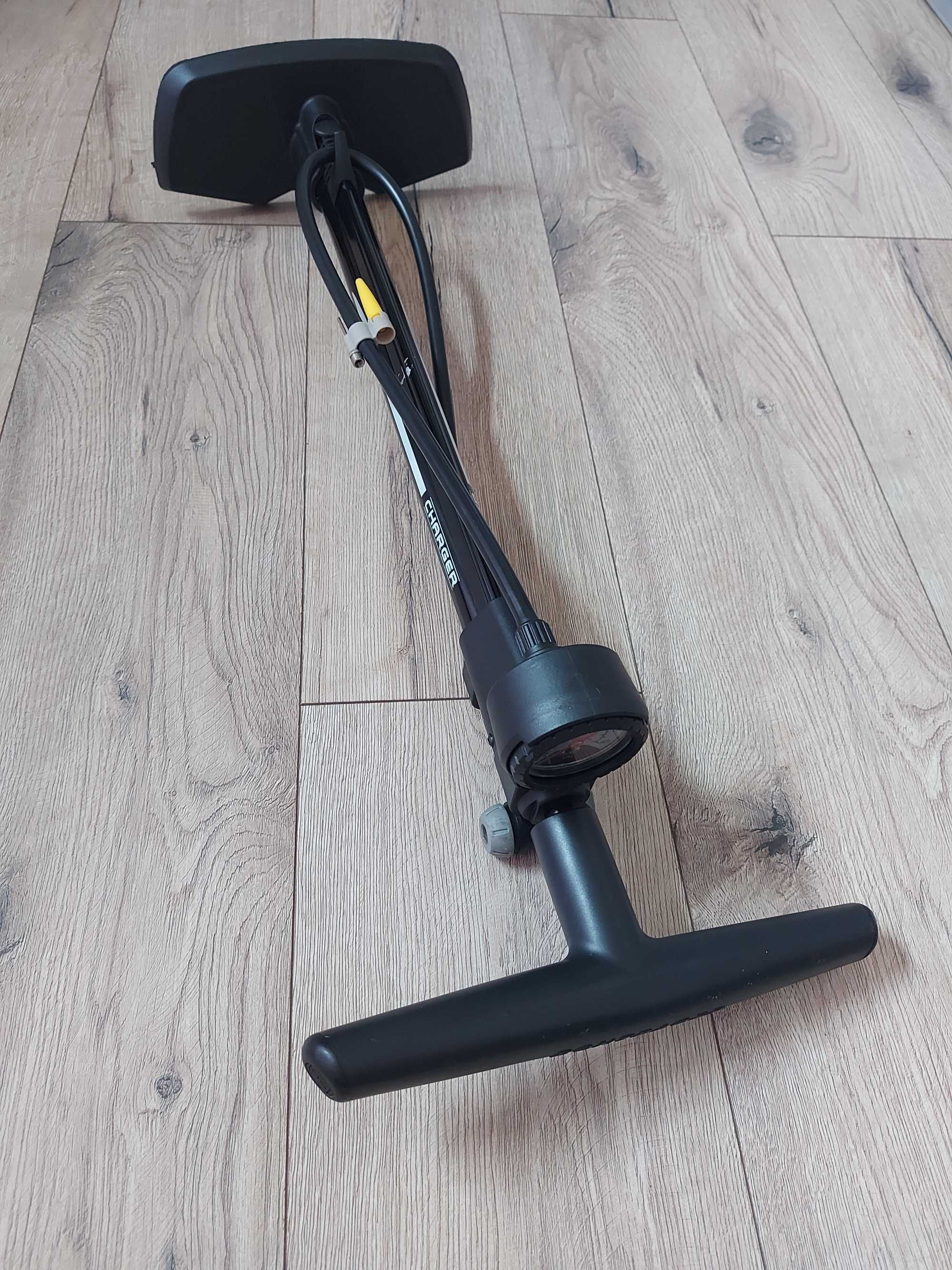 Pompka stacjonarna Bontrager Charger