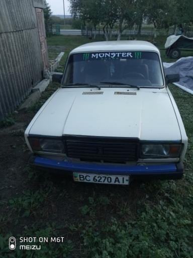 Продам жигуля є газ