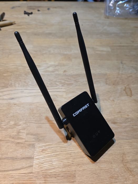 Wzmacniacz sygnału WiFi REPEATER Comfast CF-WR302S