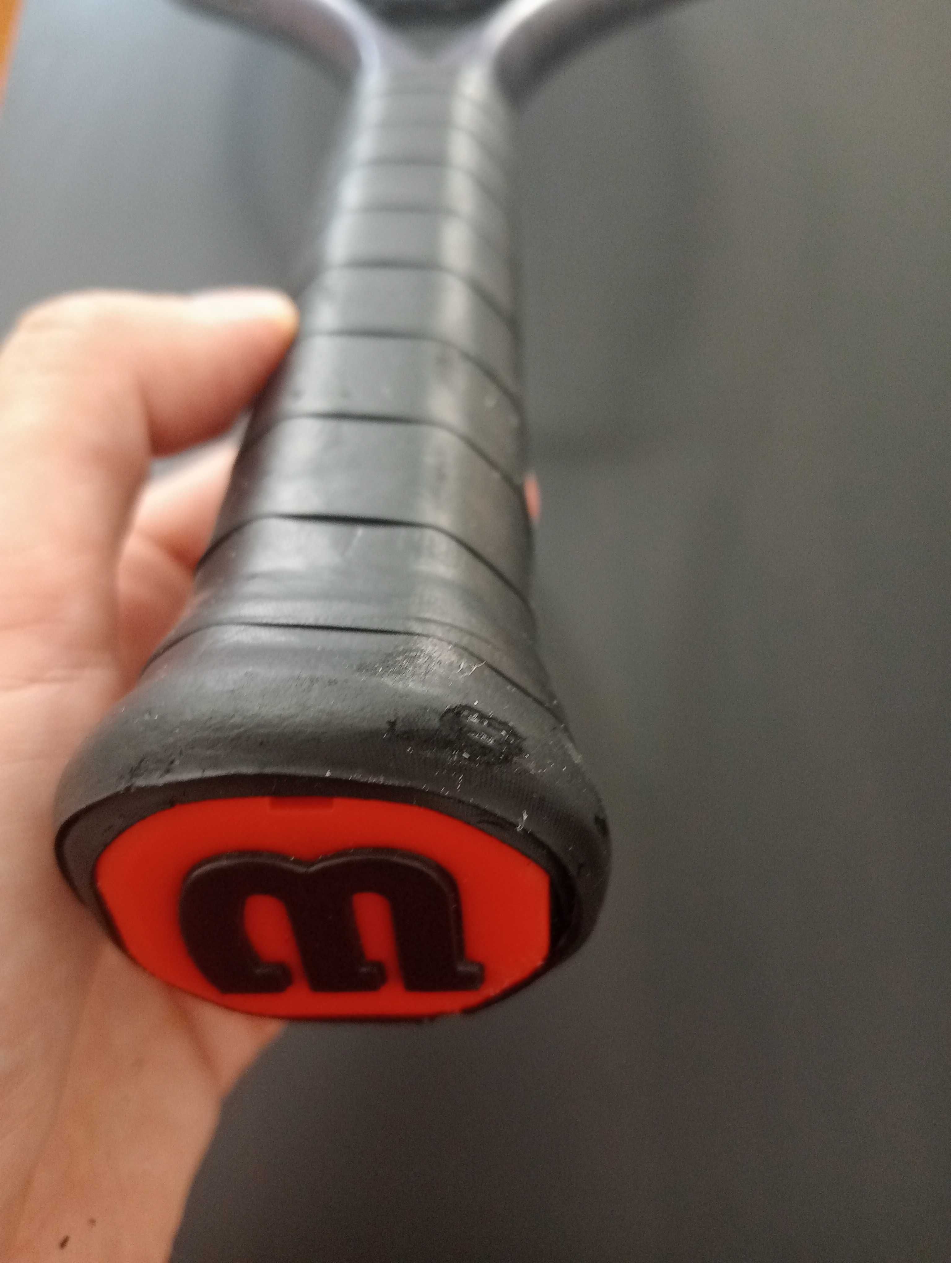 Vendo: raquete ténis WILSON ULTRA 100 V4