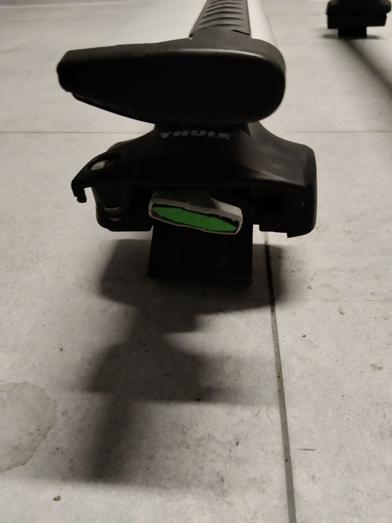 Bagażnik dachowy Thule Wingbar evo 118 (komplet)
