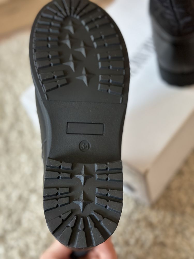 Nowe czarne botki buty dla dziewczynki 34