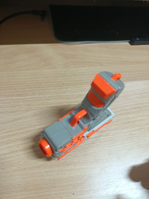 Пистолетик nerf наподобие известного пистолета g22