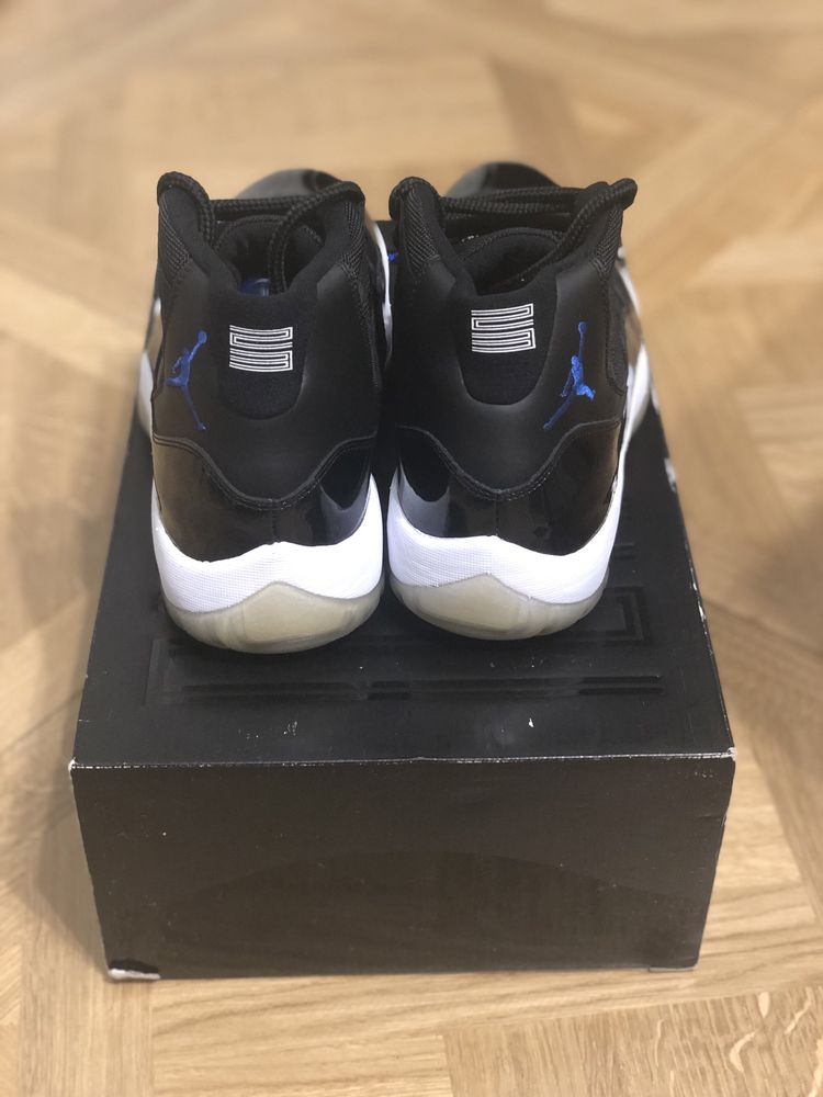 Air Jordan 11 Space Jam 44:5