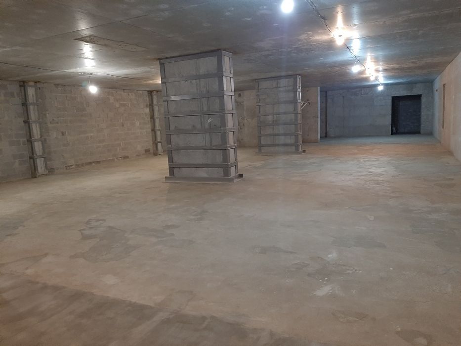 Сдам Цокольный этаж, Центр, Свой Вход