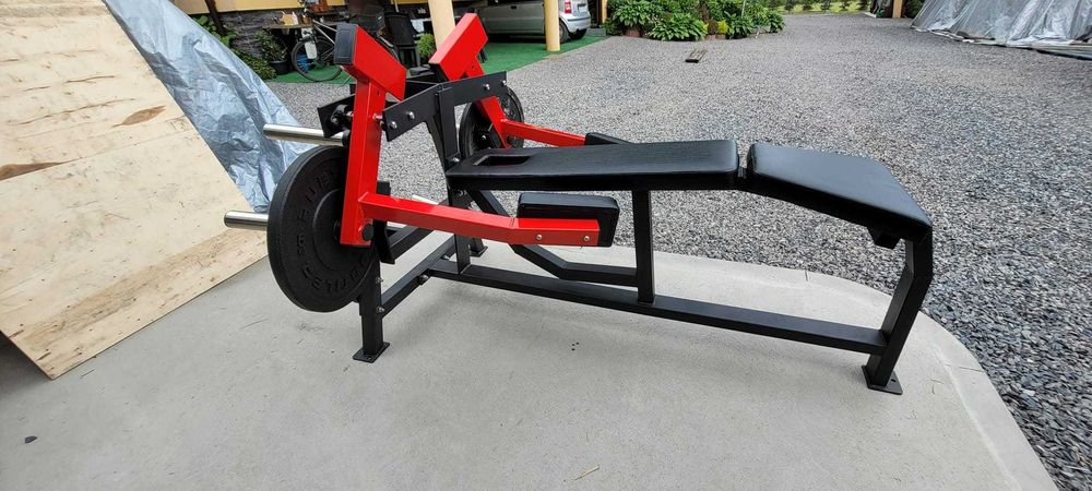 Hamery Maszyny na wolny ciężar plate load wyposażenie klubu