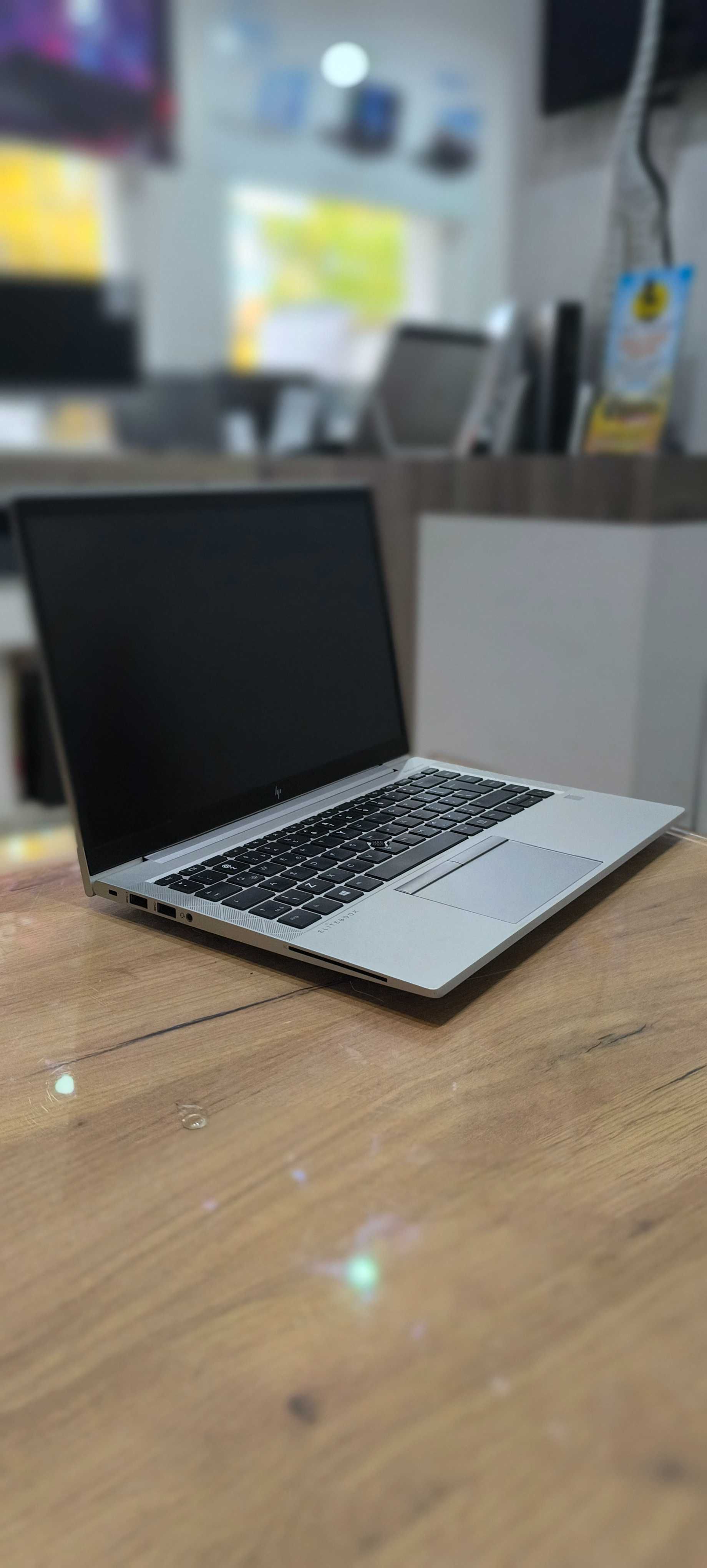 HP EliteBook G7/ Ryzen 3 PRO/ 256GB NVMe/ Radeon / 16GB/ #ELEMENTO