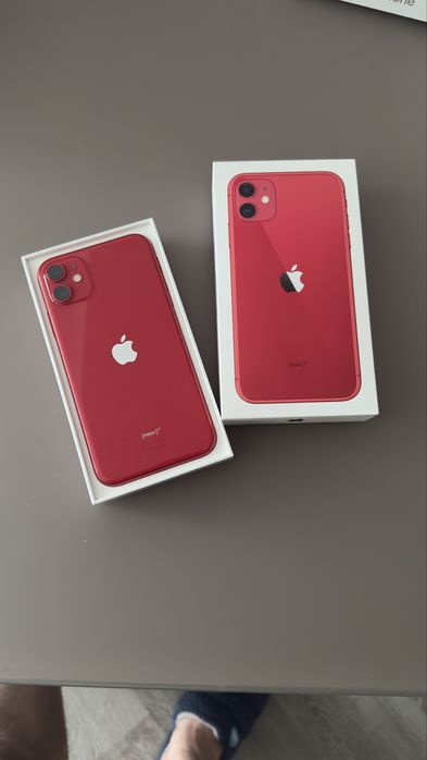 iPhone 11 128GB Red