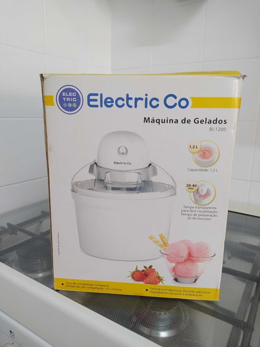 Máquina de fazer gelados