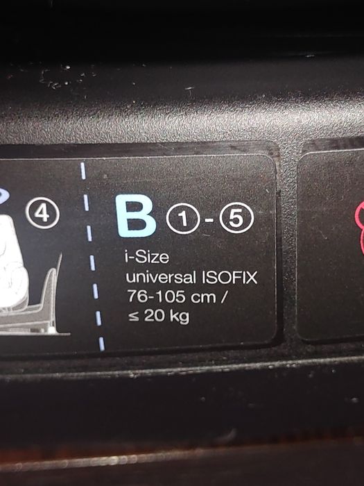 Fotelik samochodowy obrotowy Britax Römer Dualfi M Plus
