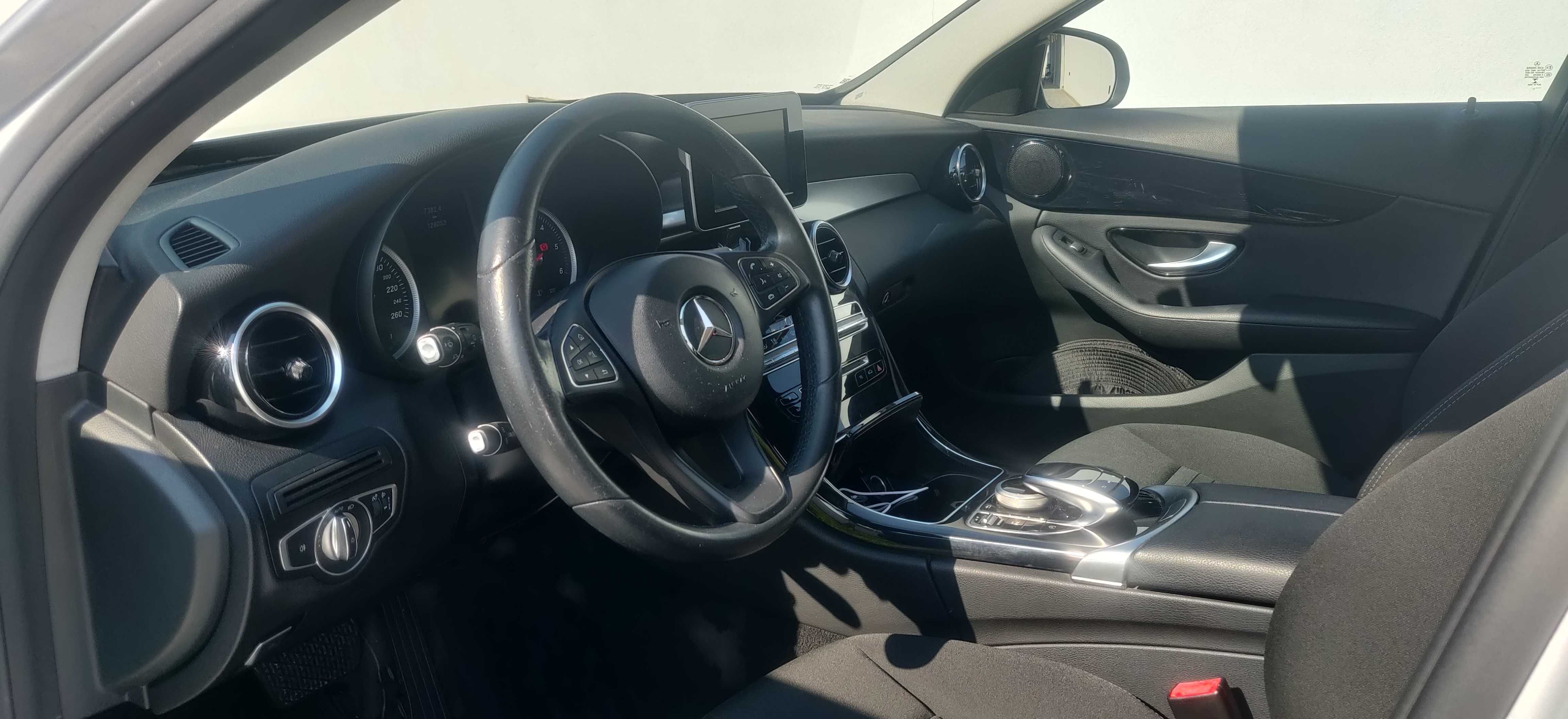 Mercedes-Benz C200d Avantgarde - 2017 | Diesel | Nacional | Excelente