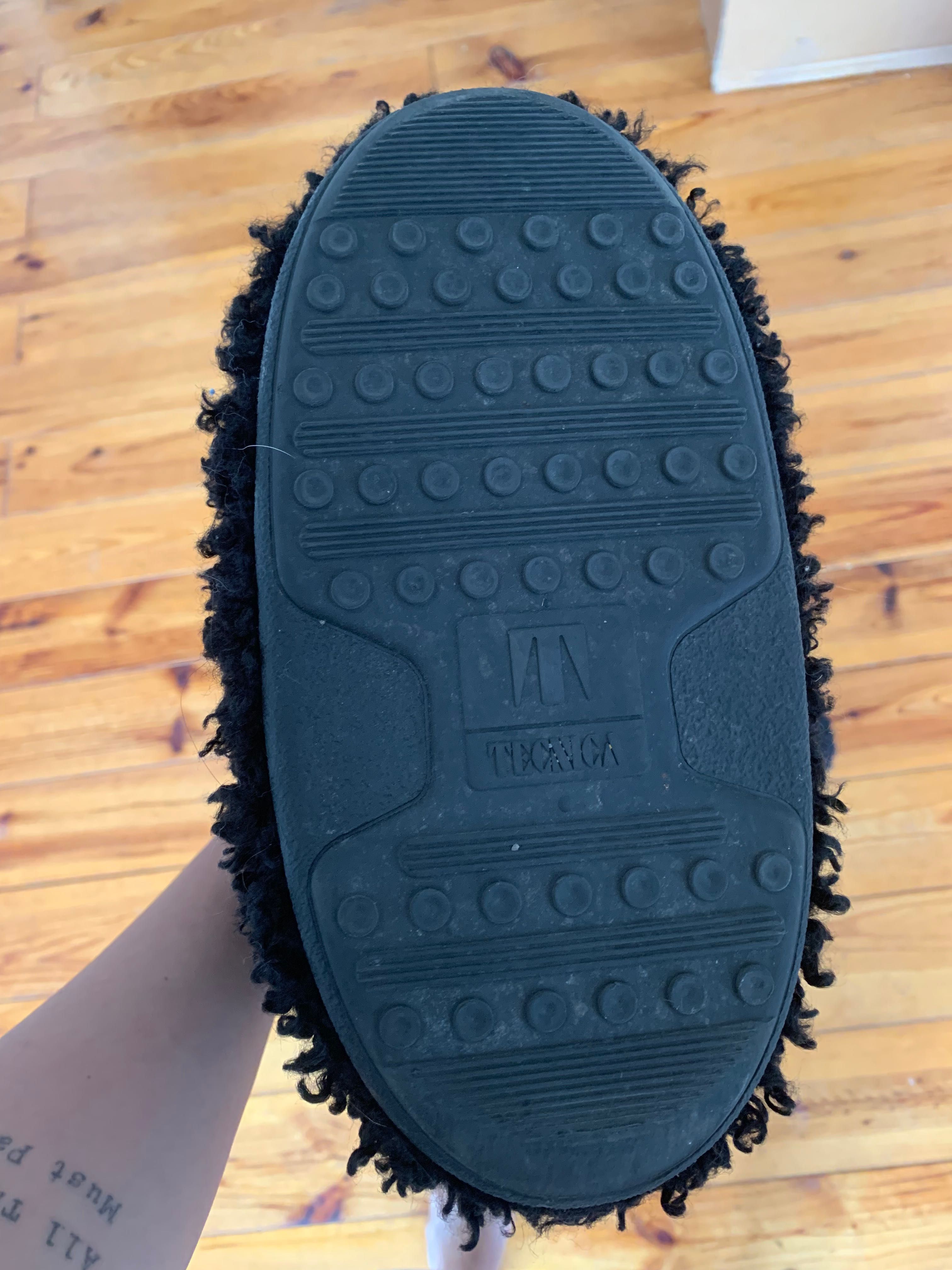 Bota Moon Boot Edição Limitada