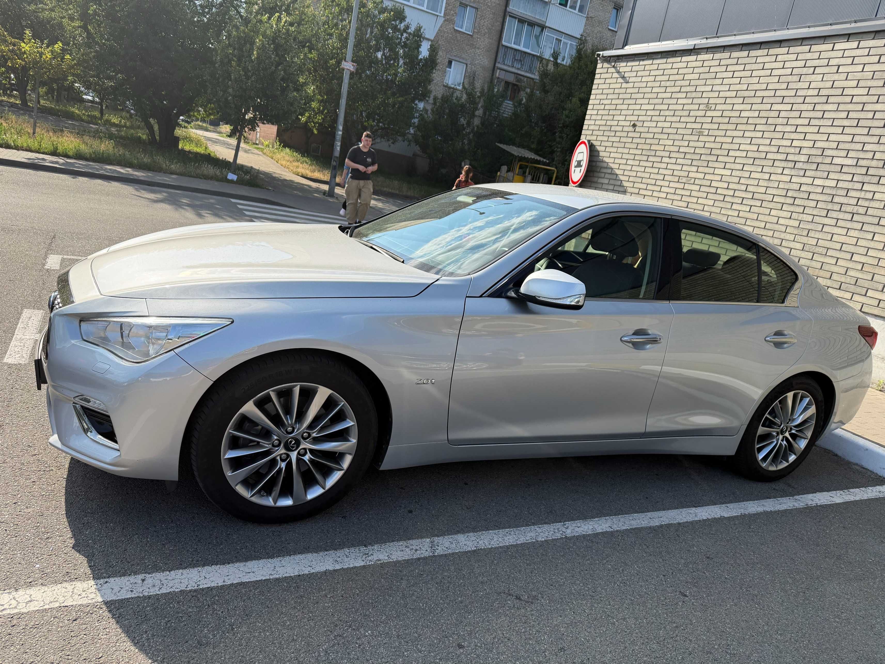 Infiniti Q50 2018 2.0t