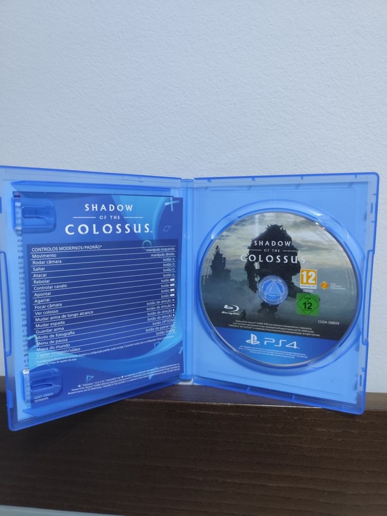 Jogo PS4 - Shadow of the Colossus