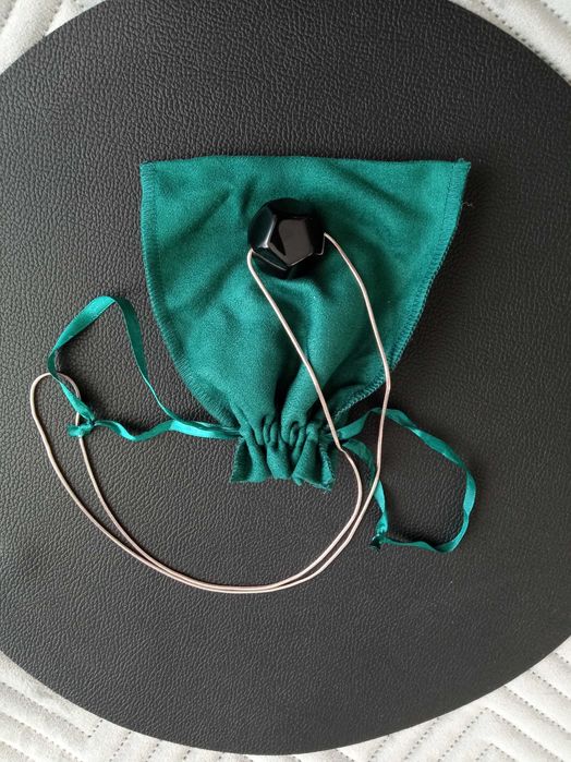 Naszyjnik Solar z czarną kulką