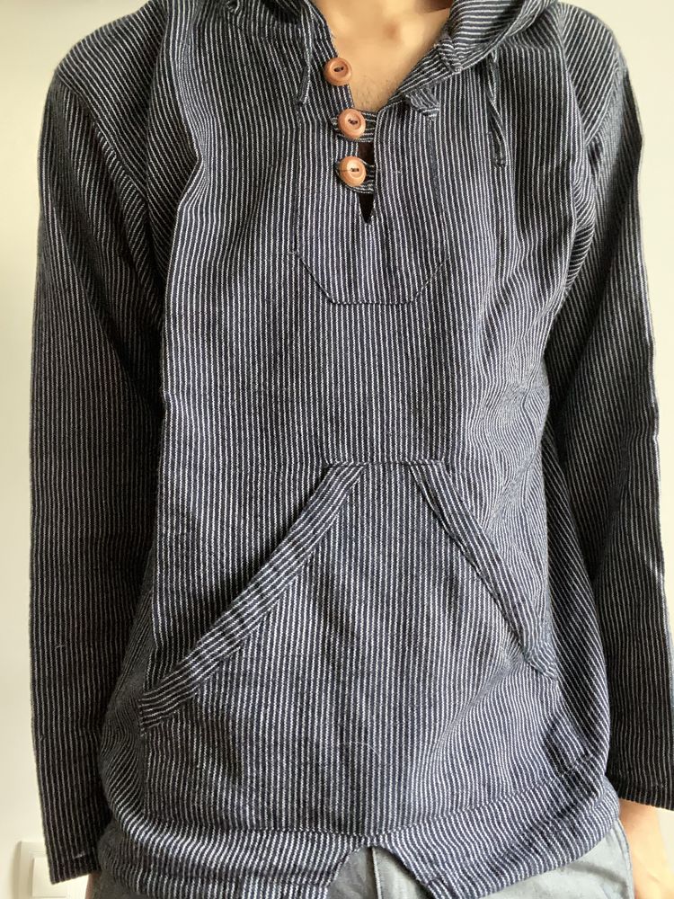 Camisola capuz azul