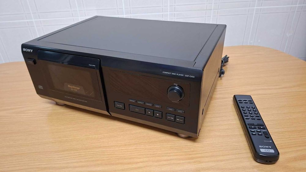 Sony CDP-CX50 50+1 disco, CD com controlo remoto