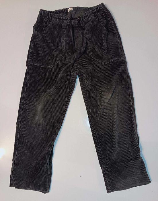 Spodnie sztruksowe 152