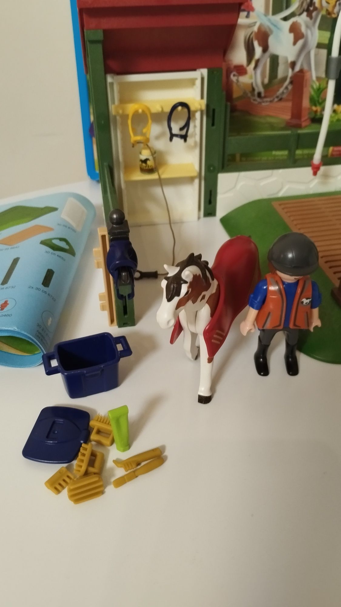 Playmobil zestaw 70589 boks plus myjnia 6929