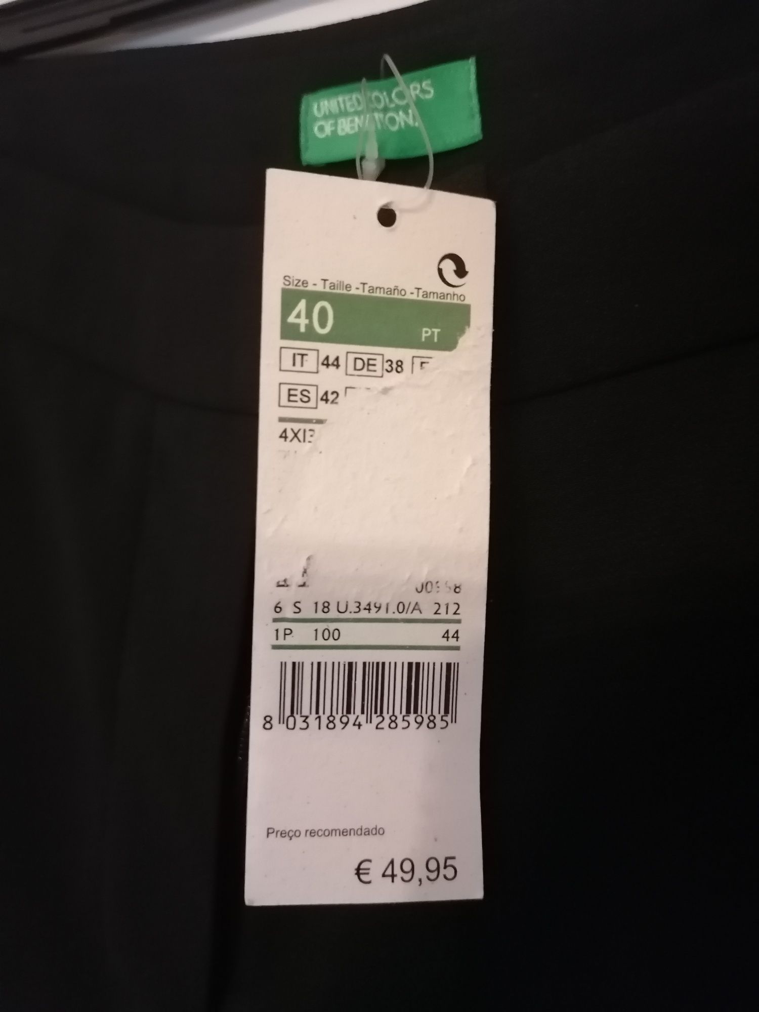 Calça de fato nova com etiqueta da Benneton - tamanho 40