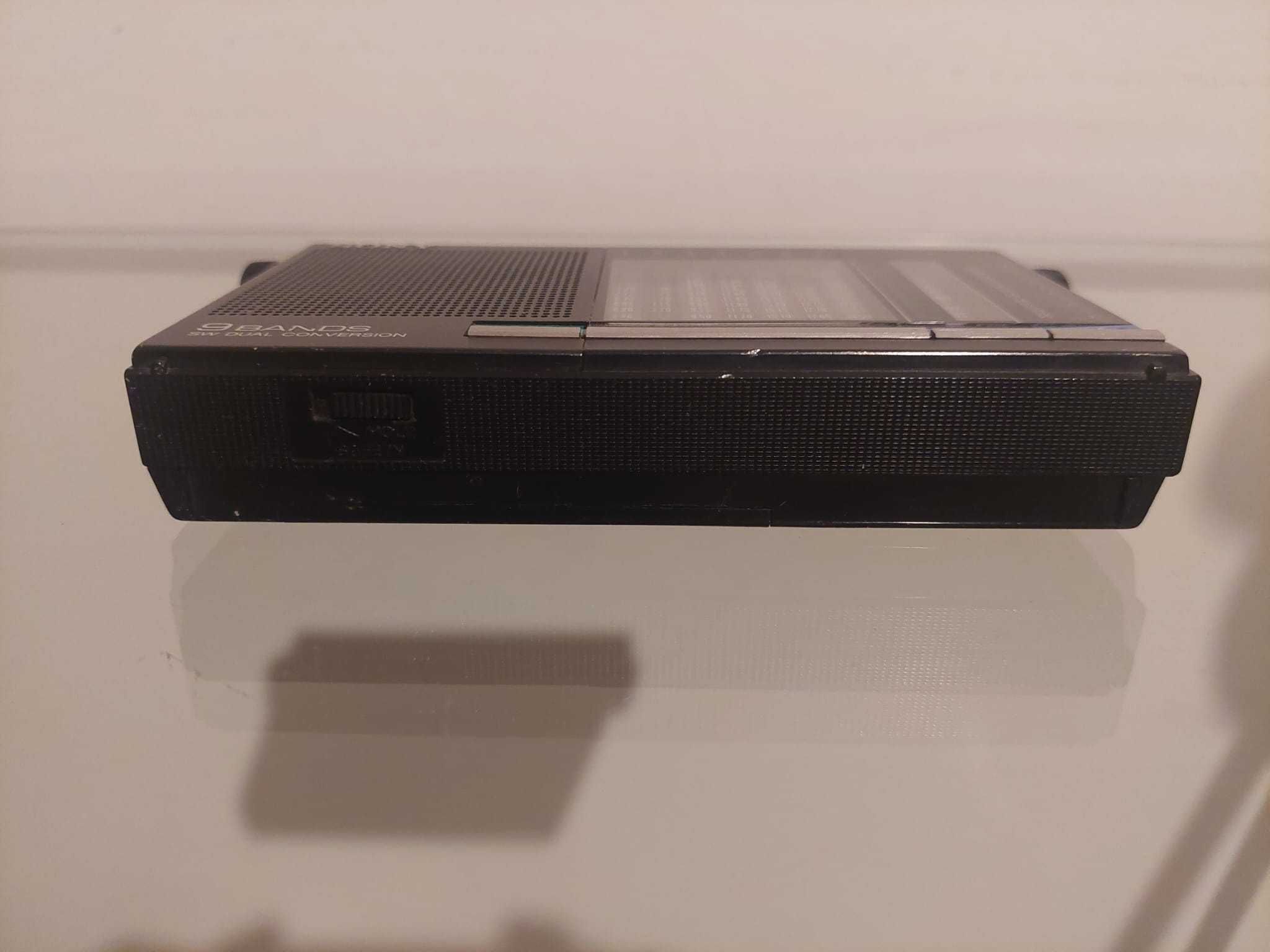 Radio Sony ICF-4900