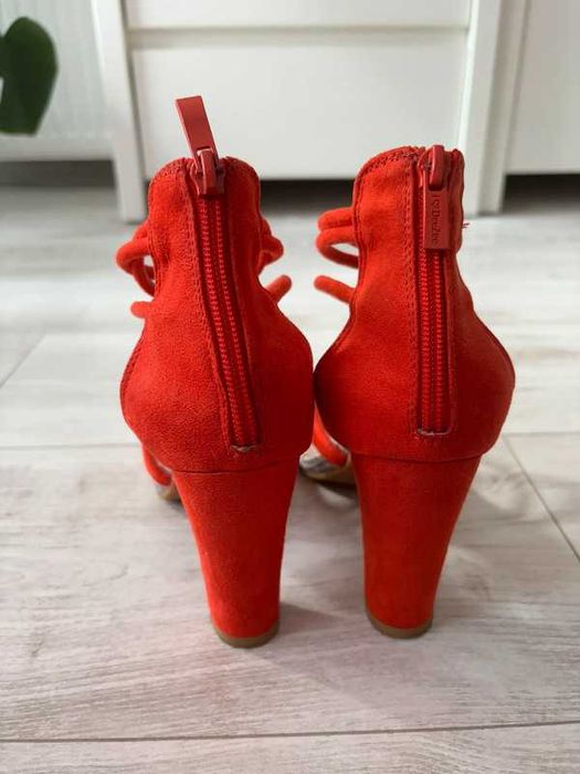 Pomarańczowe sandały Deezee 37