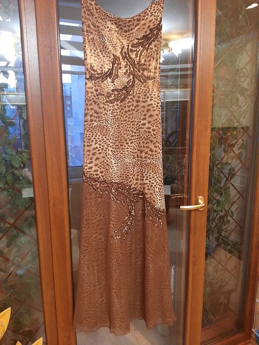 Платье для стройной  и высокой  девушки.