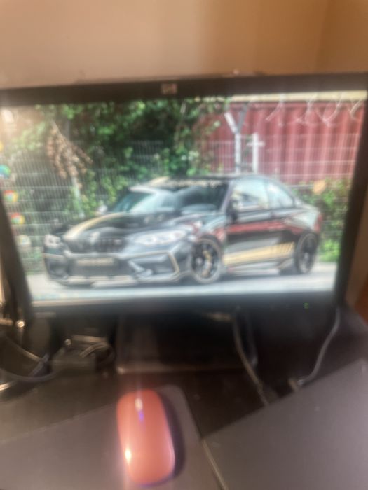 Computador em prefeitas condicao