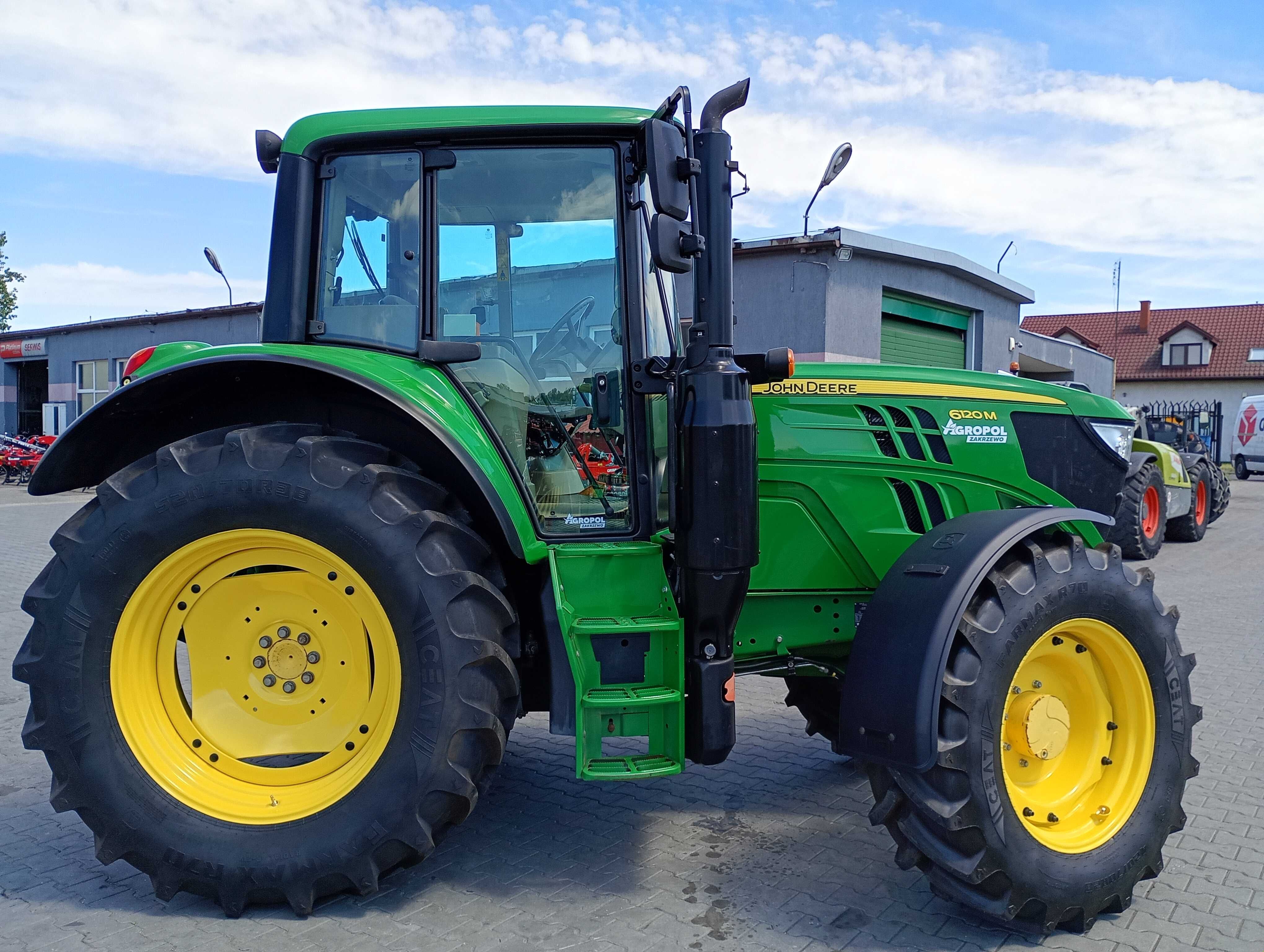 John Deere 6120M z Niemiec, rok 2018, 4985h przygotowany do nawigacji