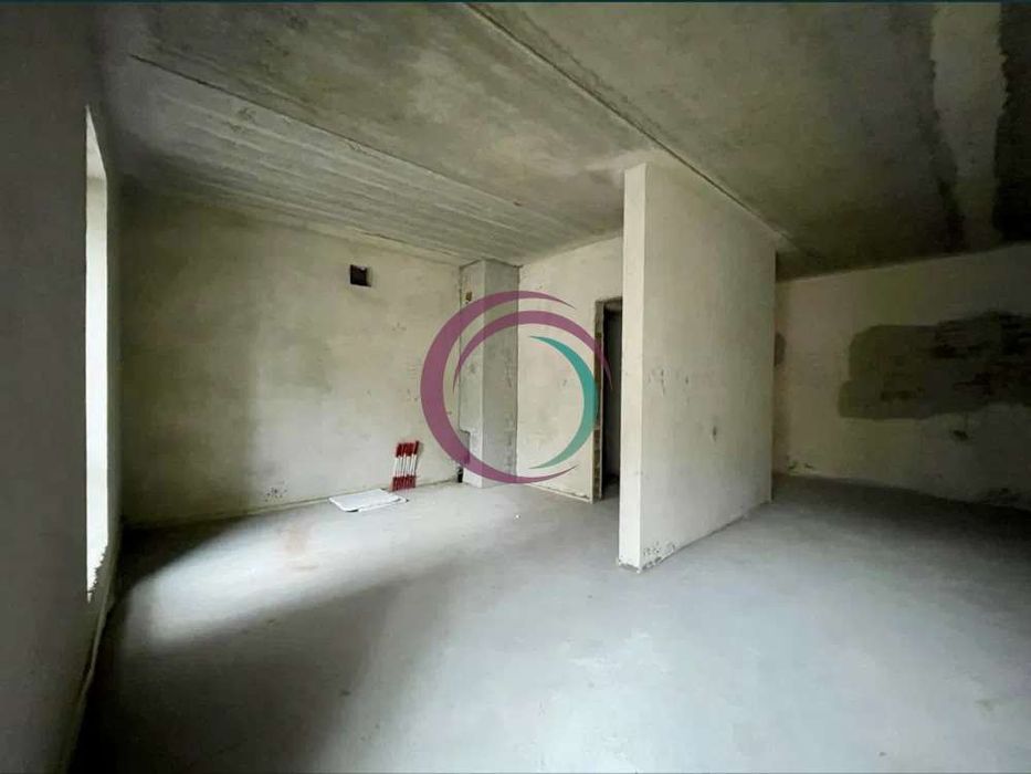 Продаж 2-к. квартири площею 65м2 в ЖК Долішній