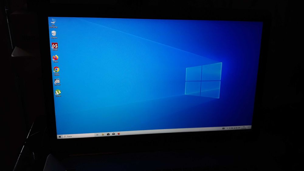 HP 470 G7 i7 10510U 16GB 512GB SSD Radeon 530