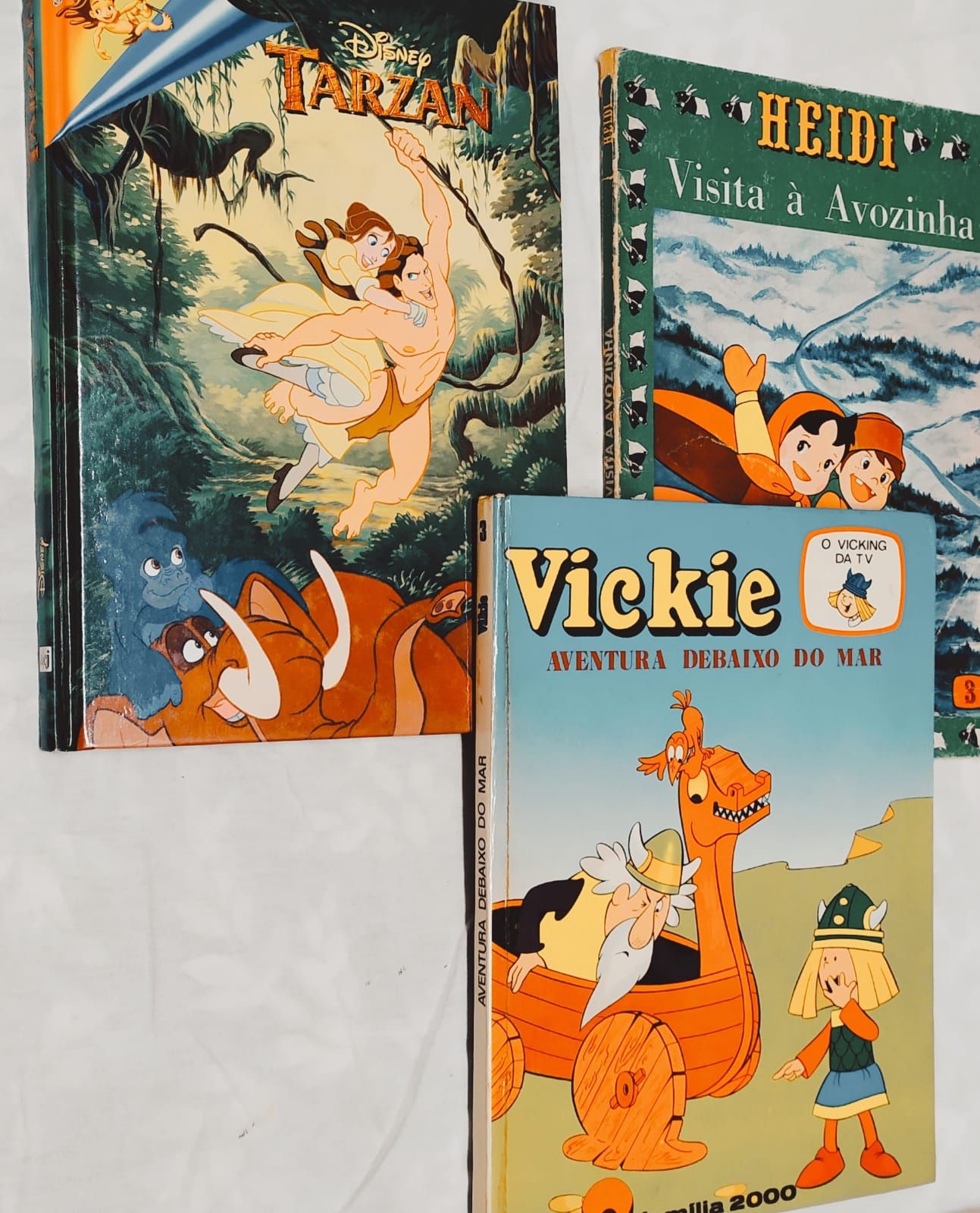 Livros de banda desenhada e infantis