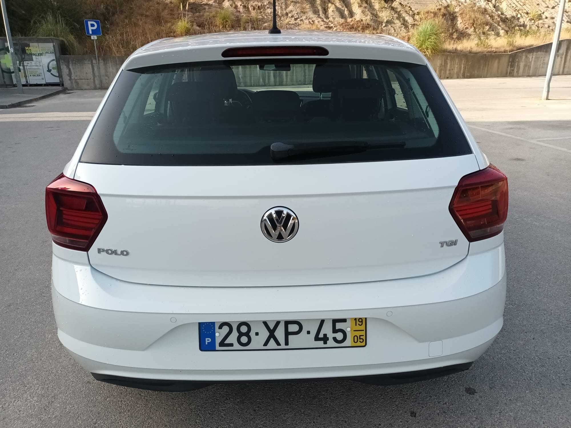 Volkswagen Polo 1.0 TGI Confortline veiculo a GNC
