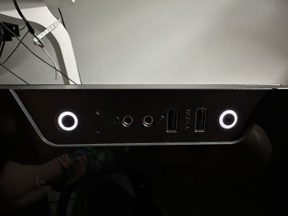 Komputer głównie gamingowy, m.in. i5-9600K, Gigabyte Radeon RX 590